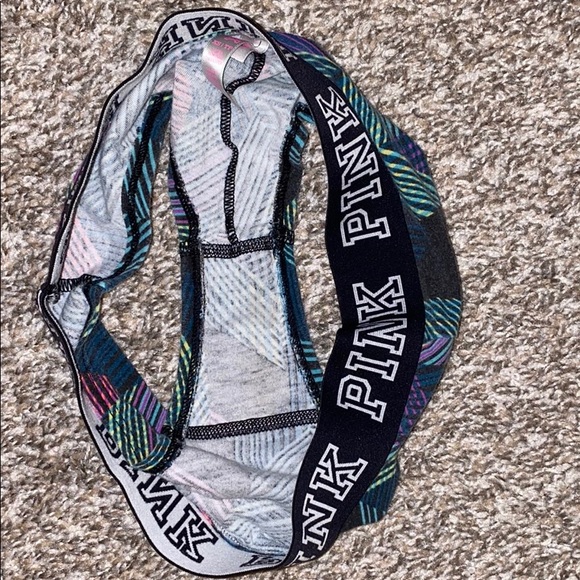 VS 🌸 - Picture 4 of 8